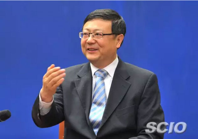 6日，環(huán)境保護部部長陳吉寧主持召開媒體見面會，向記者介紹大氣污染防治相關(guān)問題，并回答了記者提問。